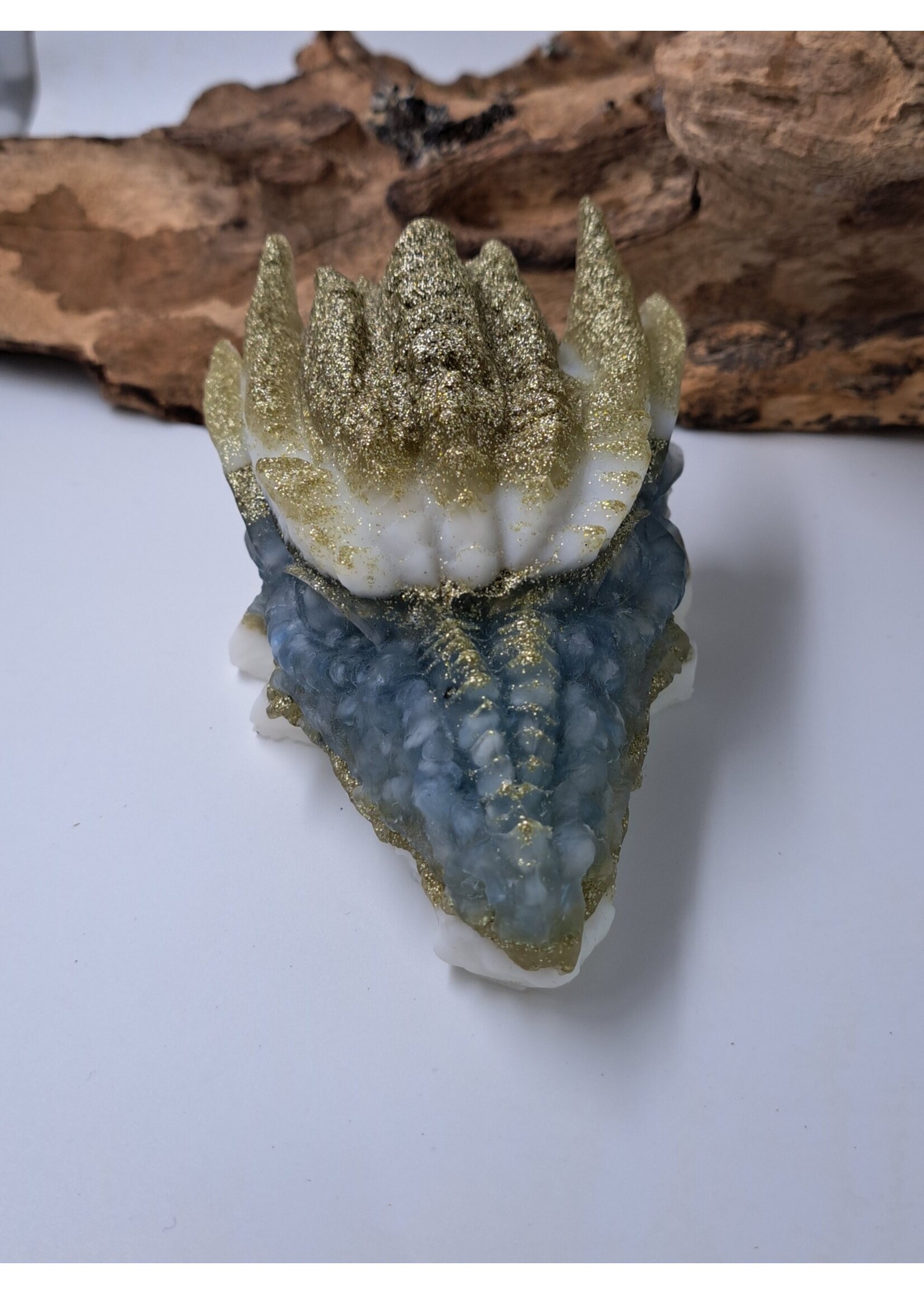 Handgemaakt Orgonite Drakenskull  Aquamarijn