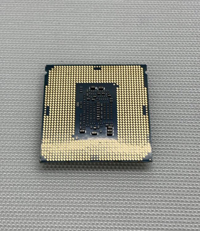 Processor Intel Core i3-8100T SR3Y8