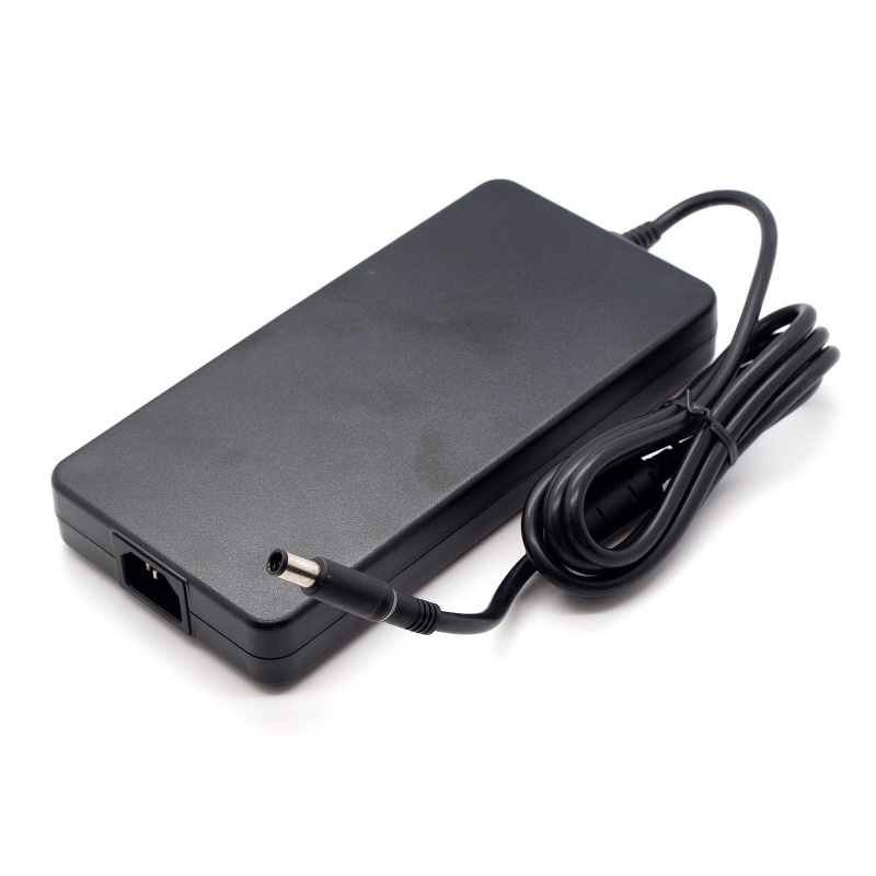 Dell Dell Laptop Oplader Origineel DA210PE1-00 | 210W