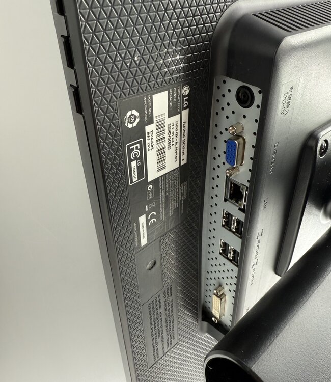 LG 23 inch Monitor 23CAV42K Zwart