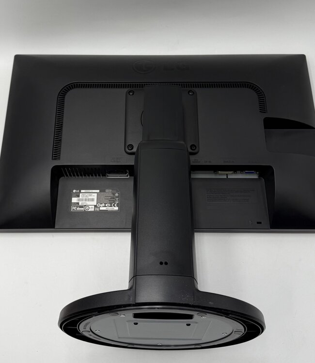LG 23 inch Monitor 23MB35PY met DisplayPort