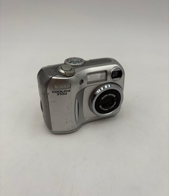 Nikon CoolPix 3100 Digitale Camera