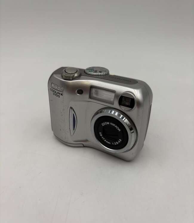 Nikon CoolPix 3100 Digitale Camera