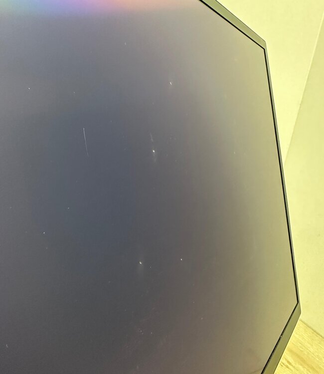 LG UltraFine Display OLED Pro 32 inch Monitor 32EP950-B