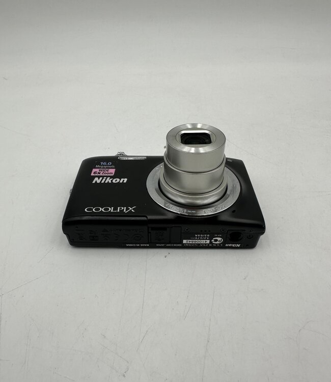 Nikon Coolpix S2700 Digitale Camera  - Zwart