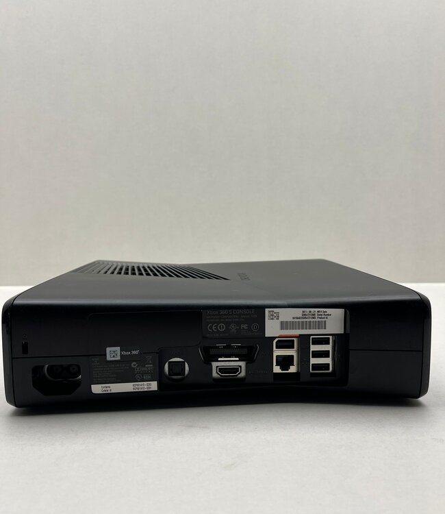 Xbox 360 Slim console set