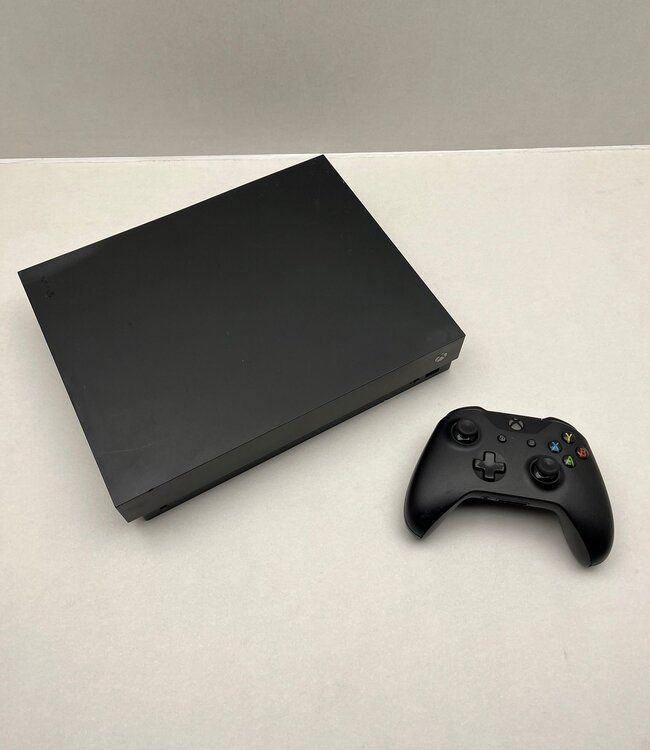Xbox One X Console Set