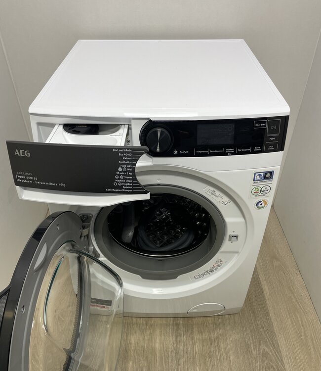 AEG Wasmachine Exclusive 7000 ProSteam UniversalDose (LR7DRESDEN) 9 kg