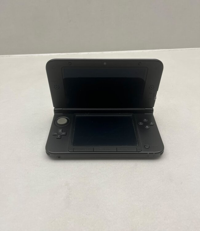 Nintendo 3DS XL Zilver