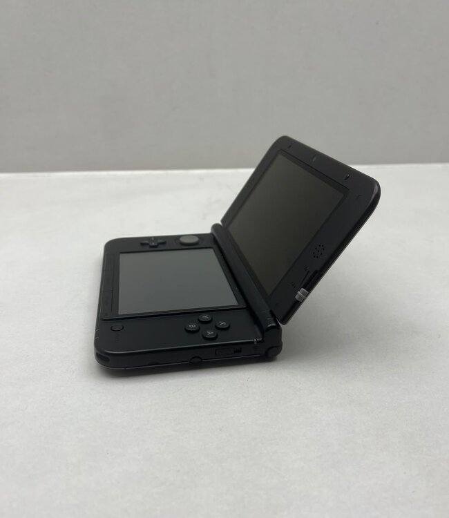 Nintendo 3DS XL Zilver