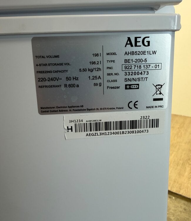 AEG Vrijstaande Vrieskist AHB520E1LW 2023