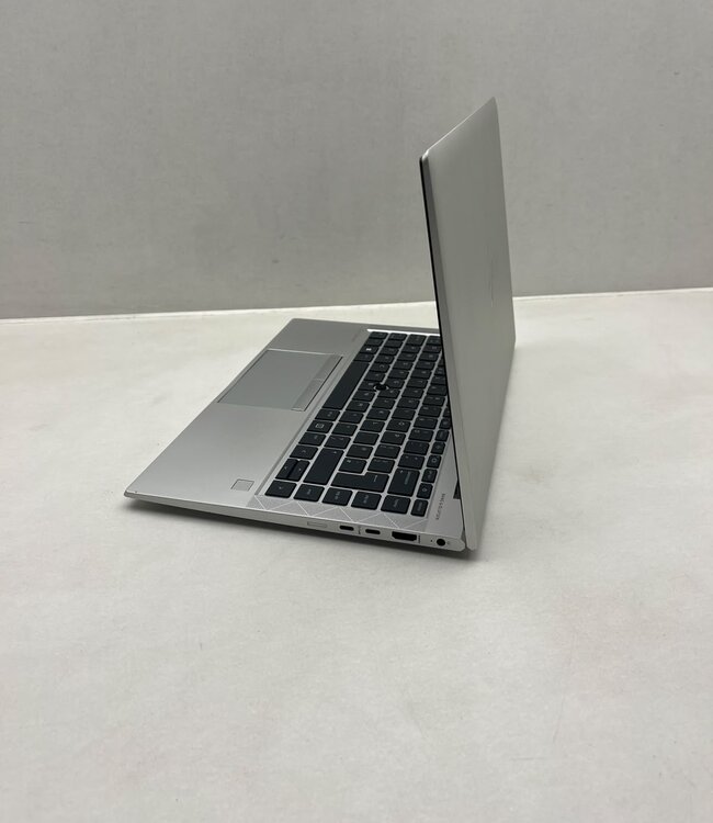 HP Elitebook 845 G8