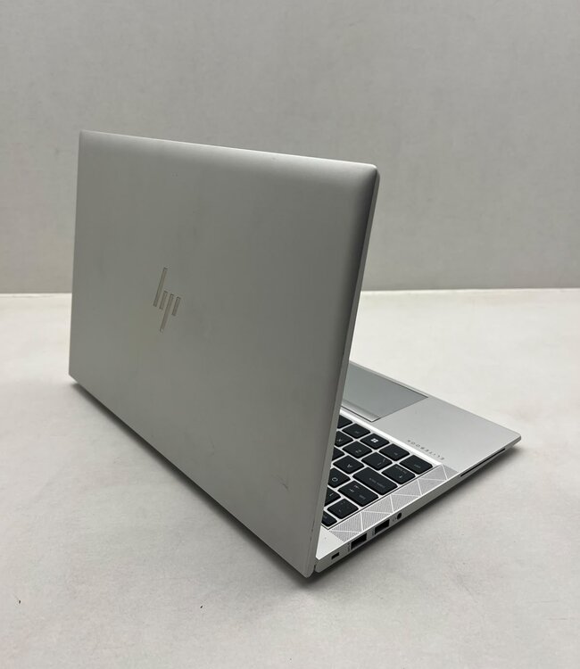 HP Elitebook 845 G8