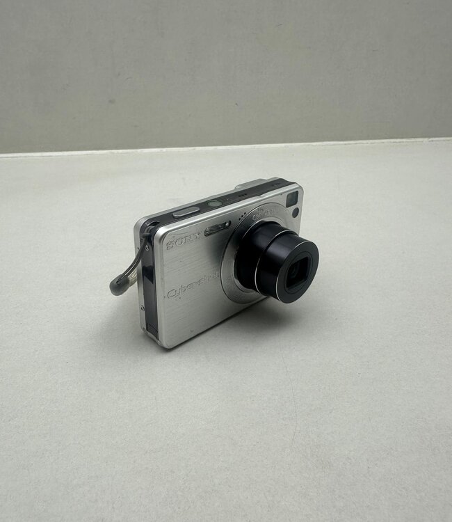 Sony Cyber-Shot DSC-W120 Digitale Camera  Zilver