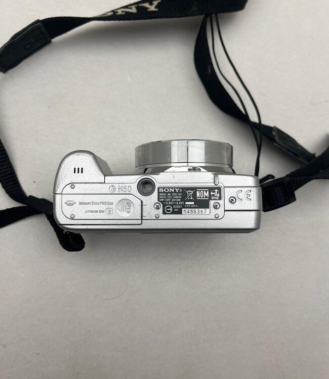 Sony Cyber-Shot DSC-H3 Digitale Camera  Zilver