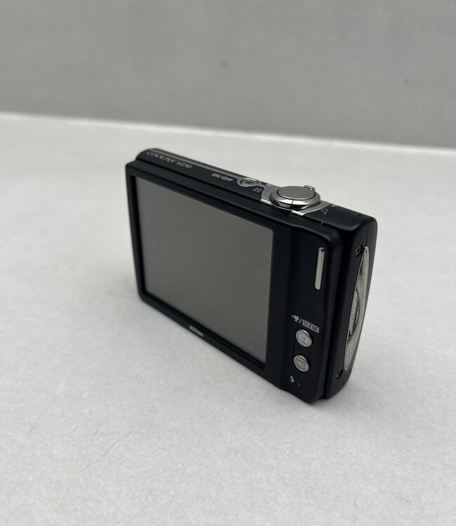 Nikon Coolpix S230 Digitale Camera Zwart