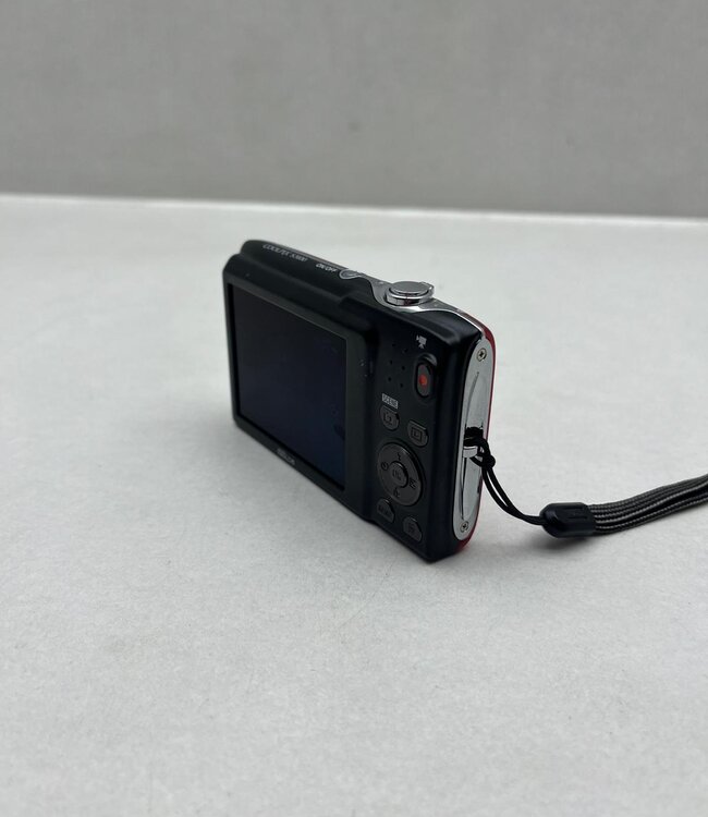 Nikon Coolpix S3100 Digitale Camera Rood