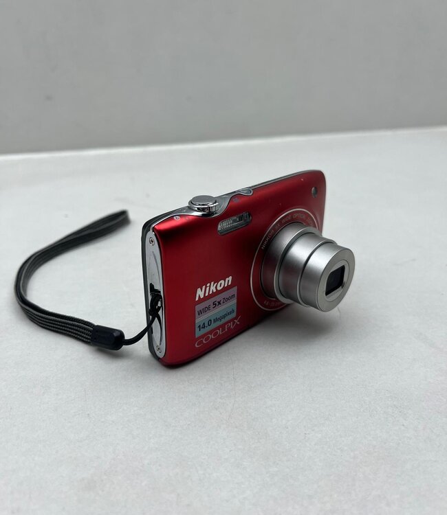 Nikon Coolpix S3100 Digitale Camera Rood