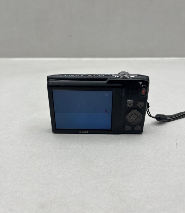 Nikon Coolpix S3100 Digitale Camera Rood