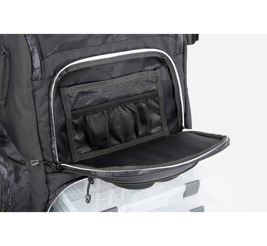 Voyager Camo Rucksack