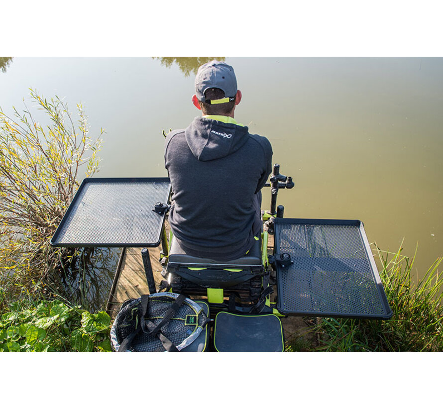 Self-Supporting Side Trays