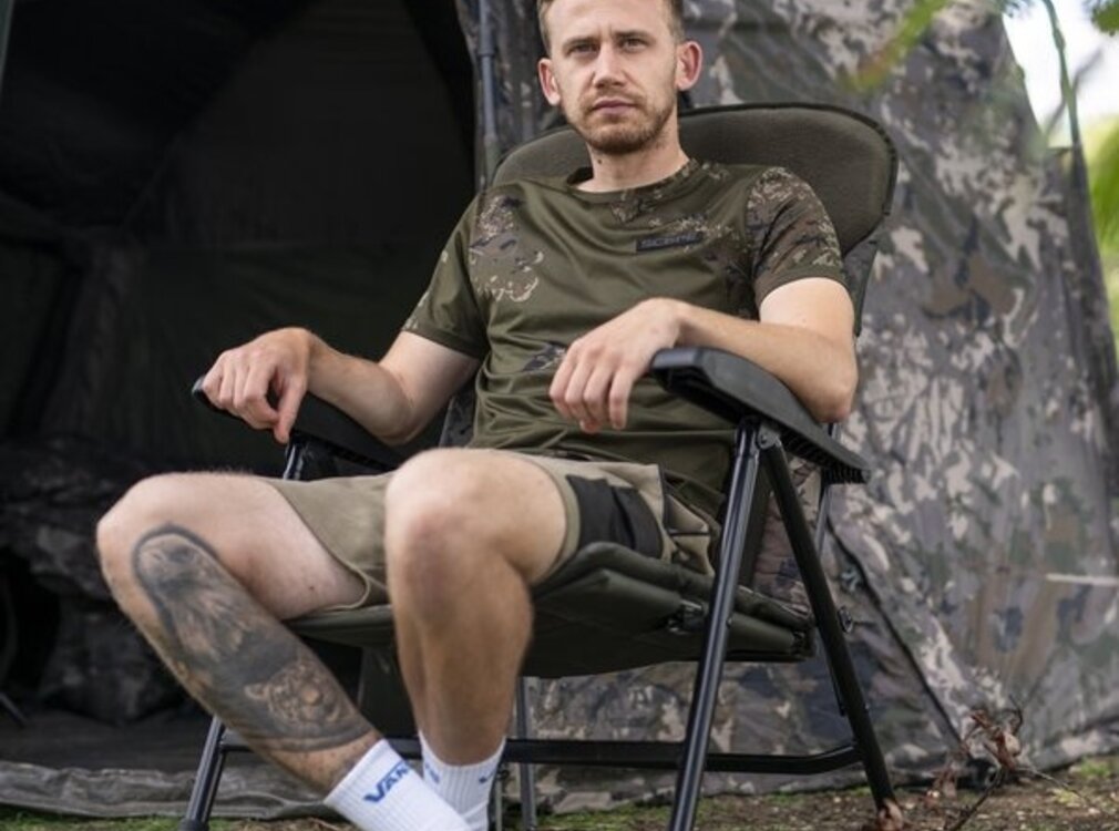 NASH Bank Life Reclining Chair Camo