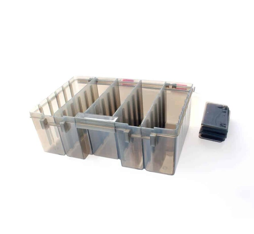 Tackle Tainer D30 28x17x10cm