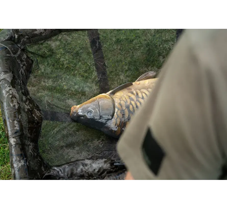 Carp Care Hi Protect Cradle Monster Camo