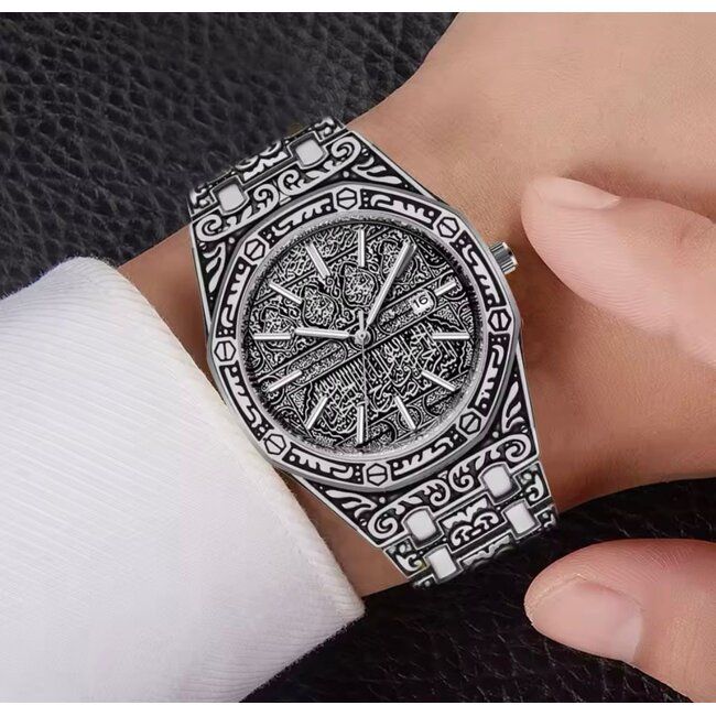 Mpariz Arcadia – herenhorloge met stalen band en gedetailleerd design