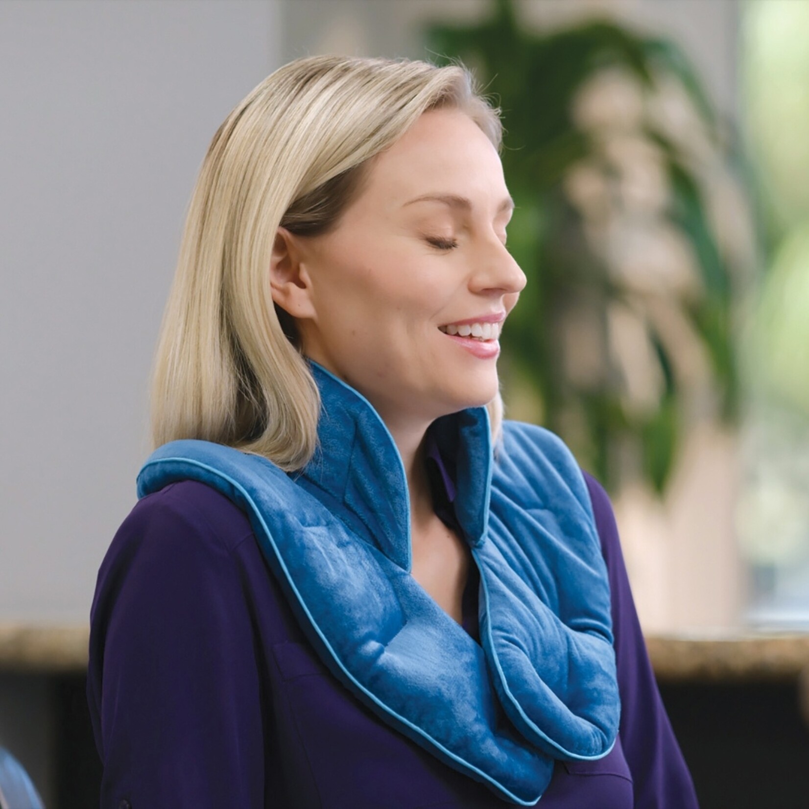 Calming Comfort Verzwaard Nekkussen - Met Kleikralenvulling en Aromatherapie