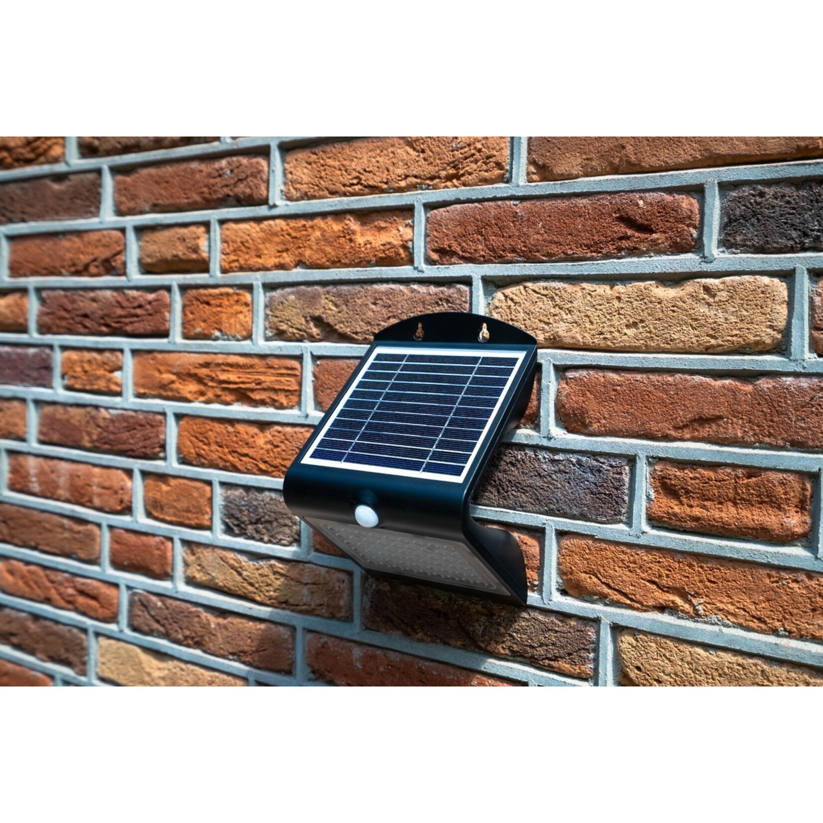 FlinQ Atalanta Solar Buitenlamp - Wandlamp met Bewegingssensor
