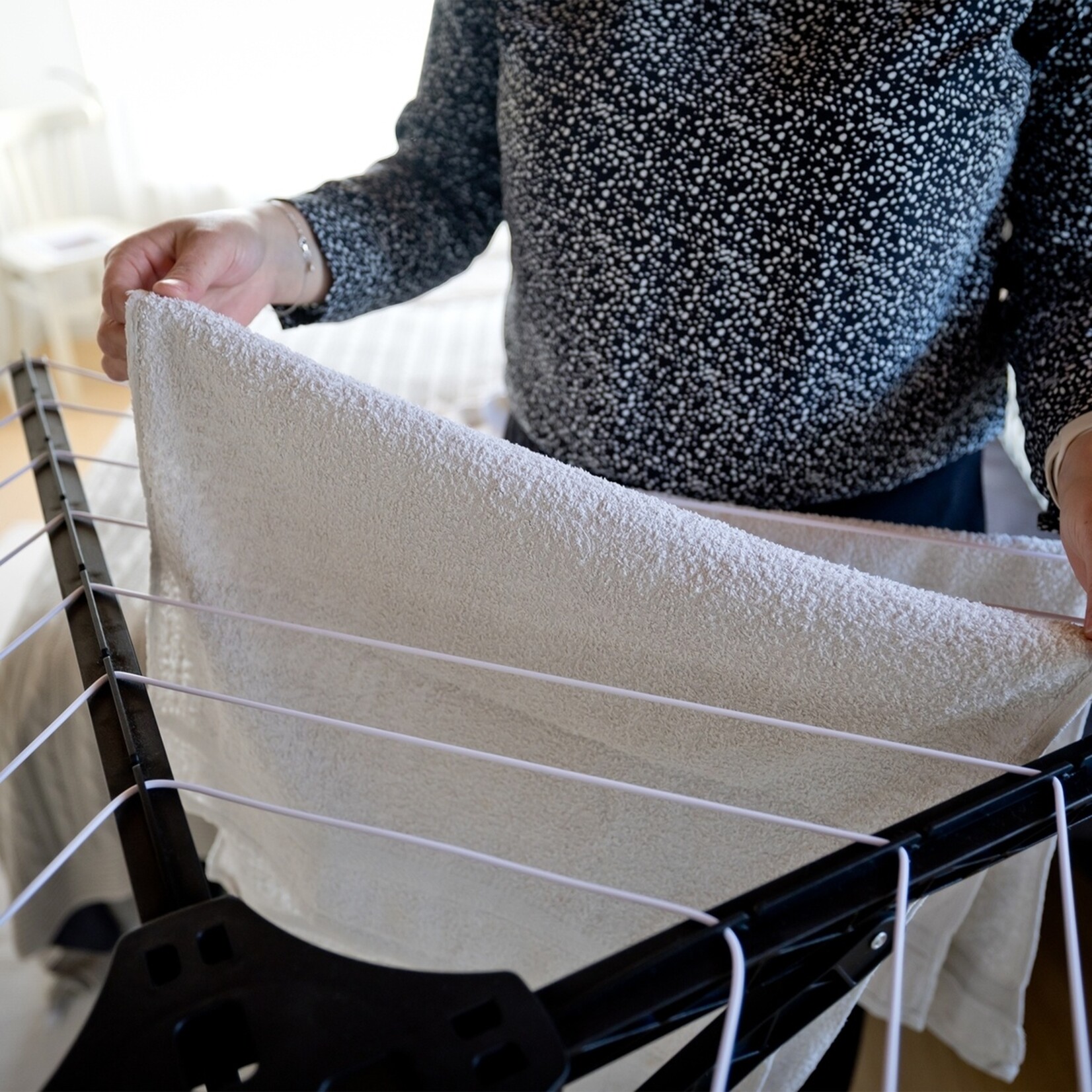 Nexxt Elektrisch Ronddraaiende Droogmolen – Droogrek met 17 Meter Waslijn