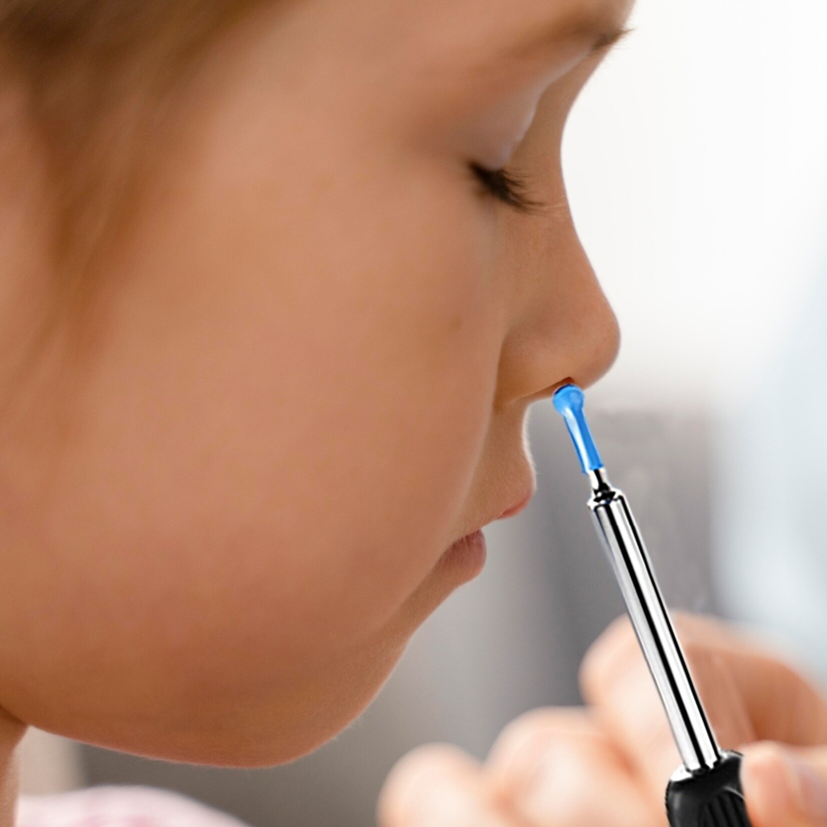 Nexxt Oplaadbare Oorreiniger met 720P Camera en Live Beeld via App