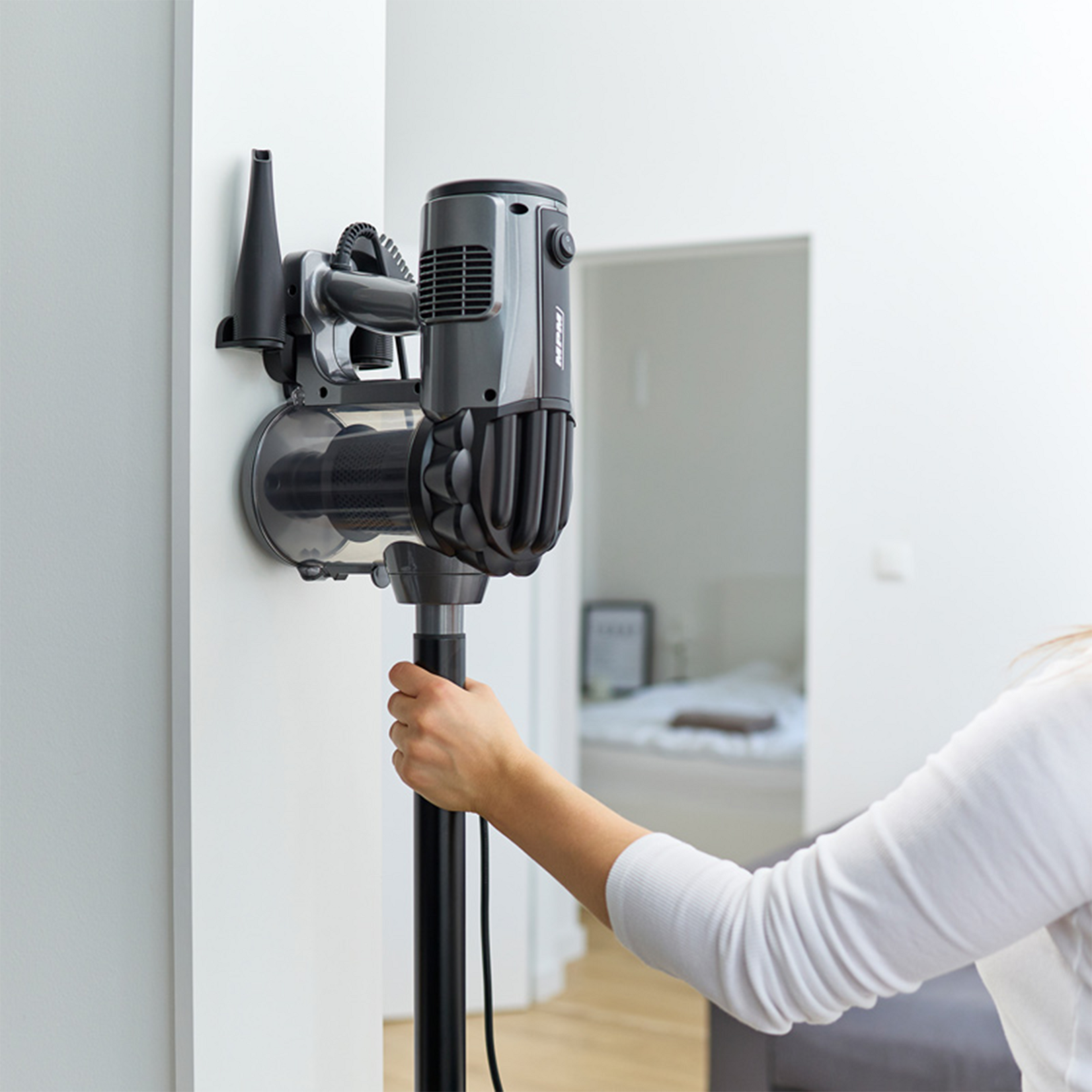 MPM Steelstofzuiger Zakloos met Ingebouwde Kruimeldief en Accessoires