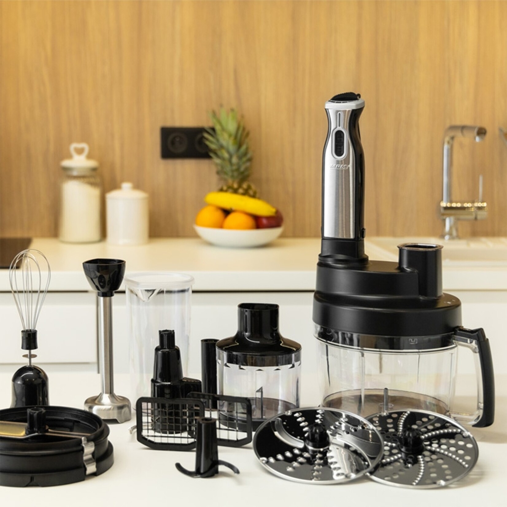 MPM Keukenmachine 800W met Blender, Raspschijven en 2L Mengkom