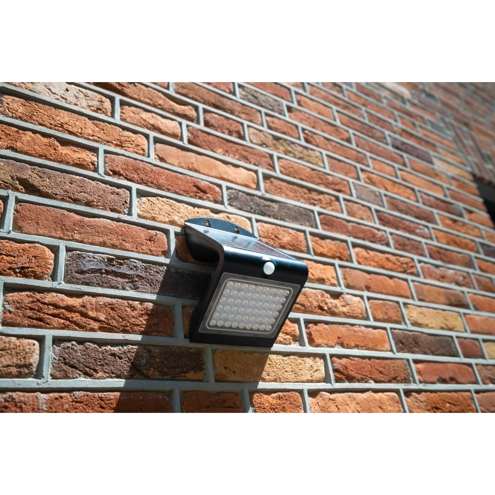 FlinQ Atalanta Solar Buitenlamp - Wandlamp met Bewegingssensor
