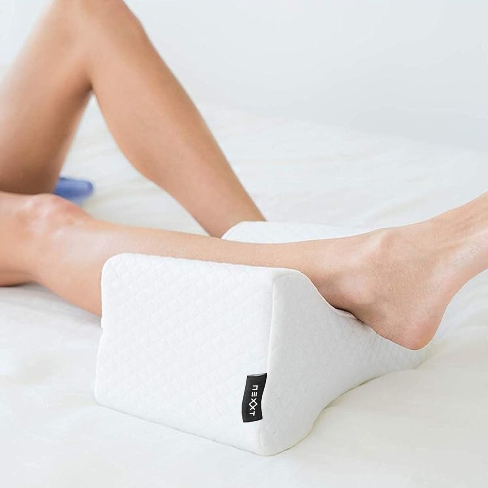 Nexxt Orthopedisch Kniekussen met Verkoelende Gel