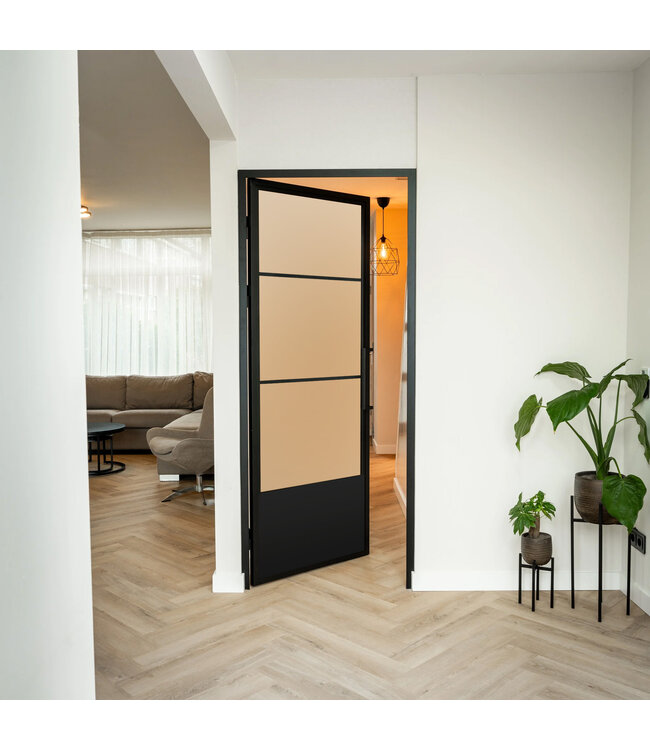 Stalen Binnendeur - 3 Vlaks met kickplate - Mat glas