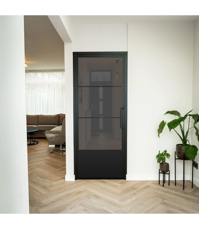 Stalen Binnendeur - 3 Vlaks met kickplate - Mat glas