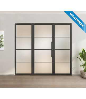 Enkele stalen taatsdeur met glaspaneel, 4 vlaks, mat glas