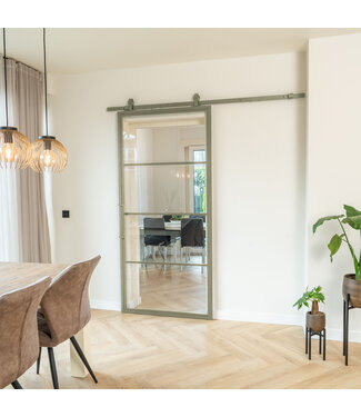Stalen Schuifdeur - 4 Vlaks - Olijfgroen - Helder glas Stalen Schuifdeur - 4 Vlaks - Olijfgroen - Helder glas