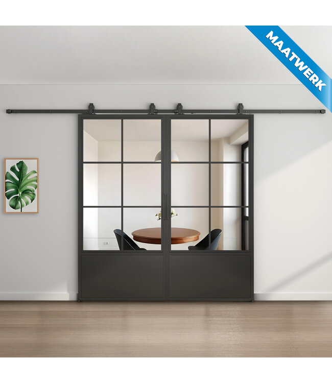 Dubbele stalen Schuifdeuren - 6 Vlaks met kickplate - Maatwerk - Rook glas