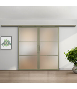 Dubbele stalen schuifdeur met koofsysteem - 3 Vlaks - Olijfgroen - Mat glas Dubbele stalen schuifdeur met koofsysteem - 3 Vlaks - Olijfgroen - Mat glas