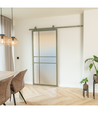 OUTLET: Stalen Schuifdeur 2070 x 845 - 6 Vlaks - Olijfgroen - Mat glas