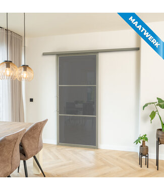 Stalen Schuifdeur met koofsysteem - Kiezelgrijs - 3 Vlaks - Maatwerk - Rook glas