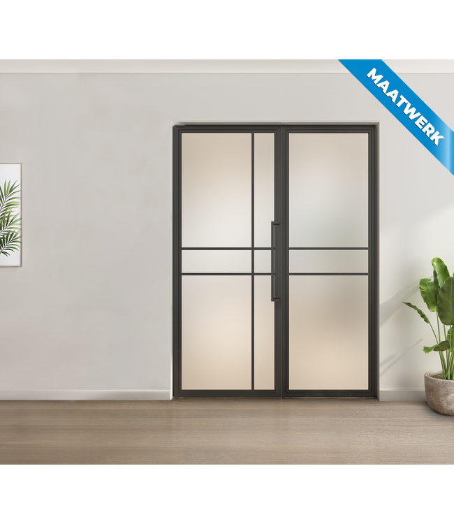 Enkele stalen taatsdeur met glaspaneel, 6 vlaks, mat glas