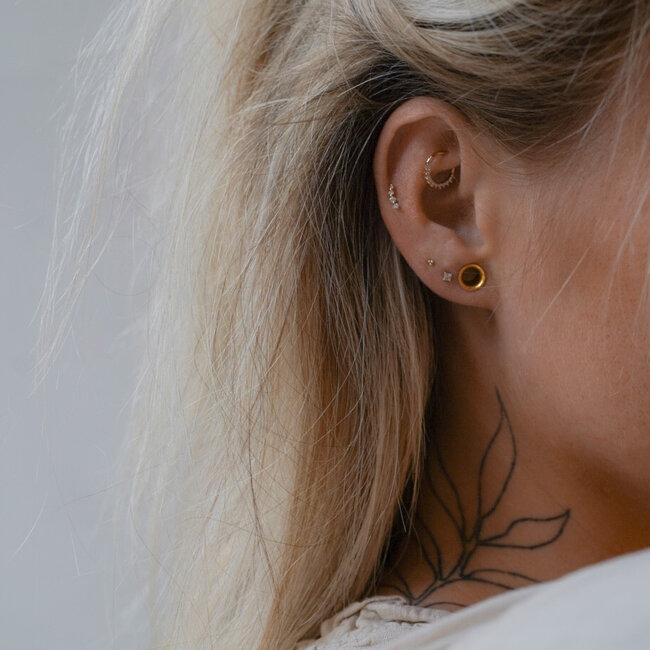 14K massief gouden Mini Trinity Ball Internal Threaded  Labret Oorbel