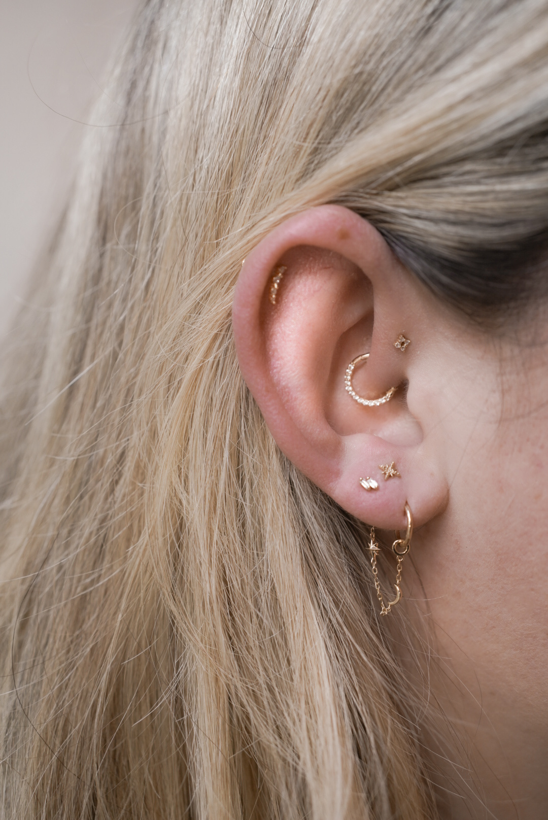 14K Solid Gold Starburst Internal Labret - Dear Diary Tattoo