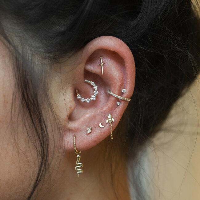 14K Massief Goud Threadless Labret Dagger