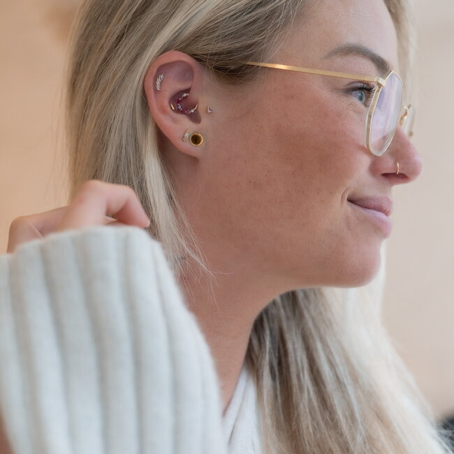 Fangirl Pink Piercing 14K